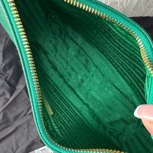 PRADA Green Saffiano Leather Re-Edition Mini Bag - Picture 11 of 13